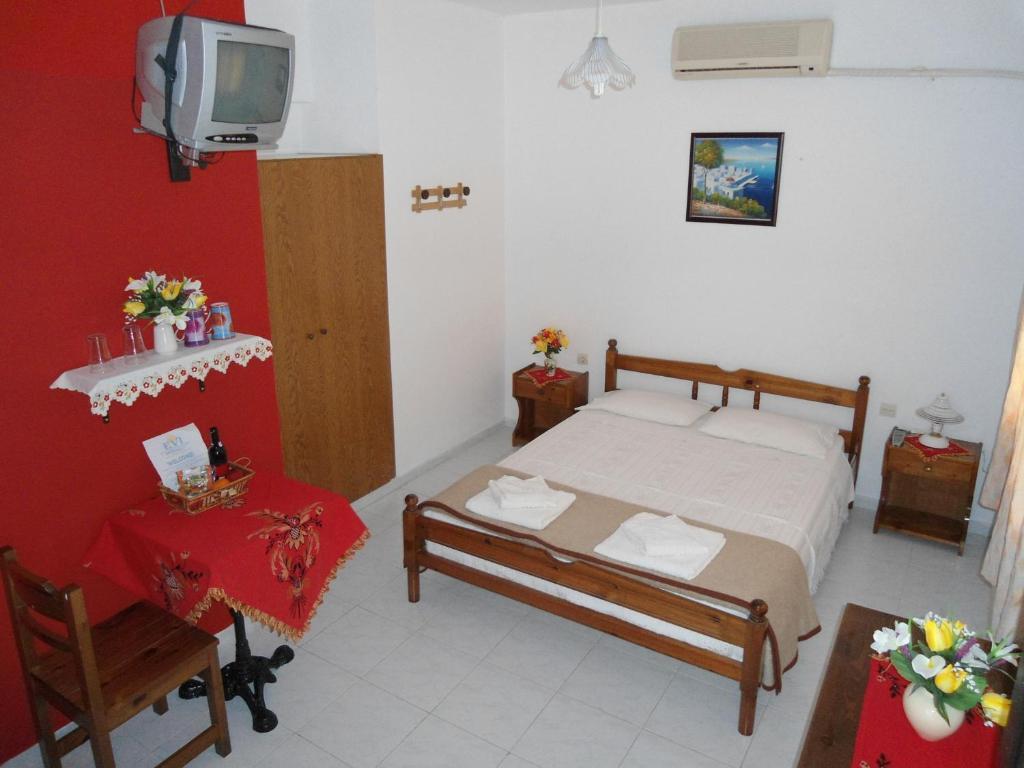 Evi Apartments And Studios Theológosz Szoba fotó